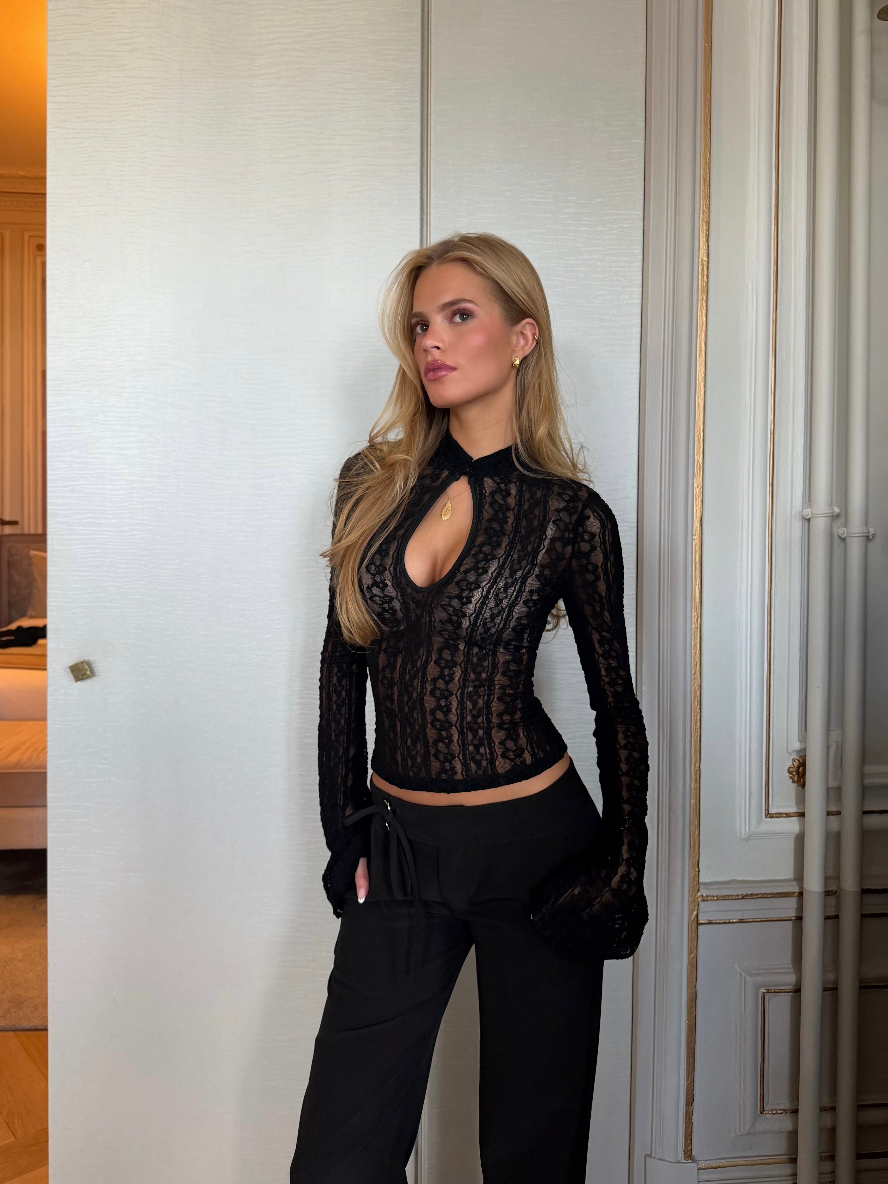 Ayla lace top - sort