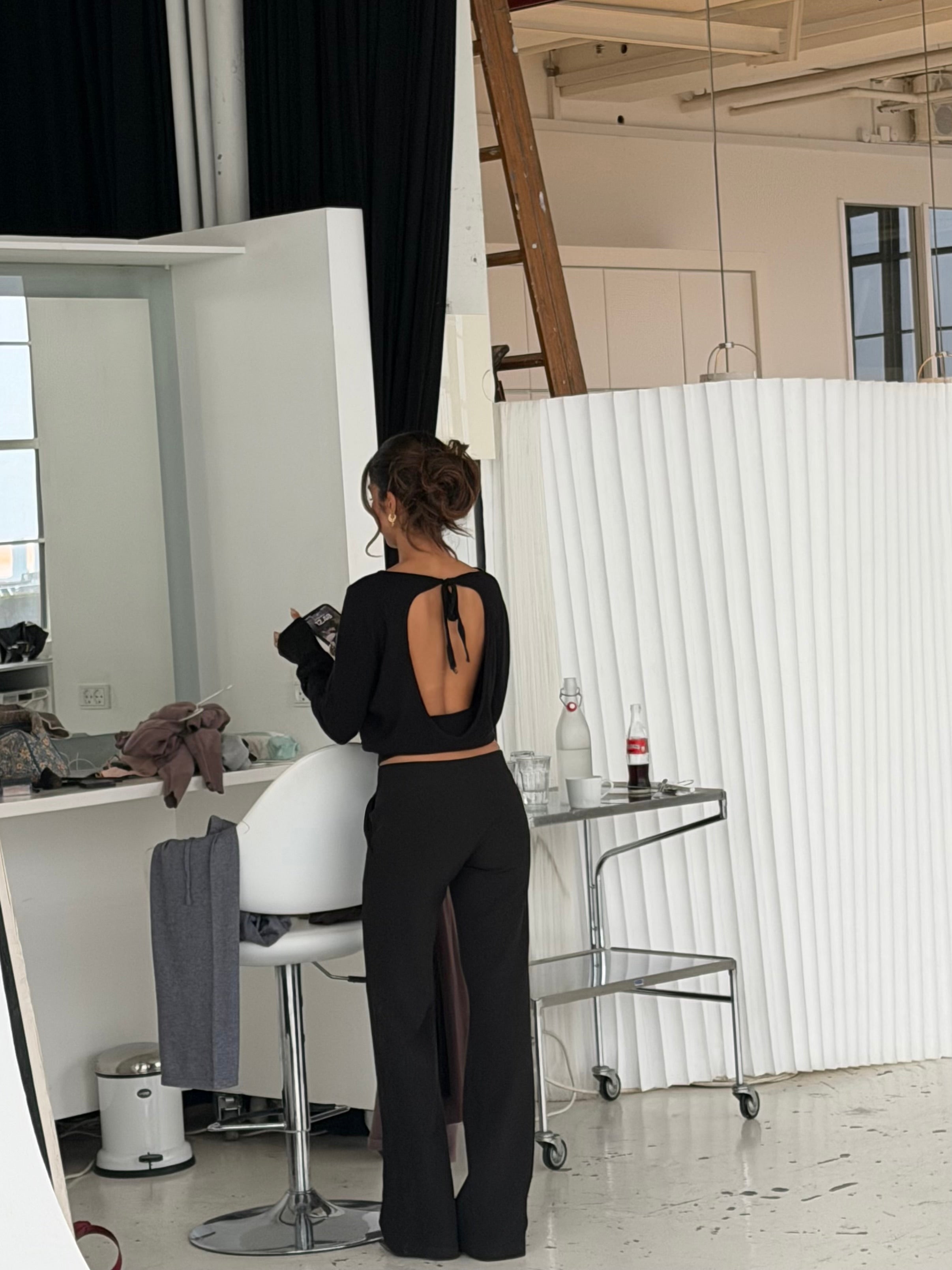 Open back knit top - sort