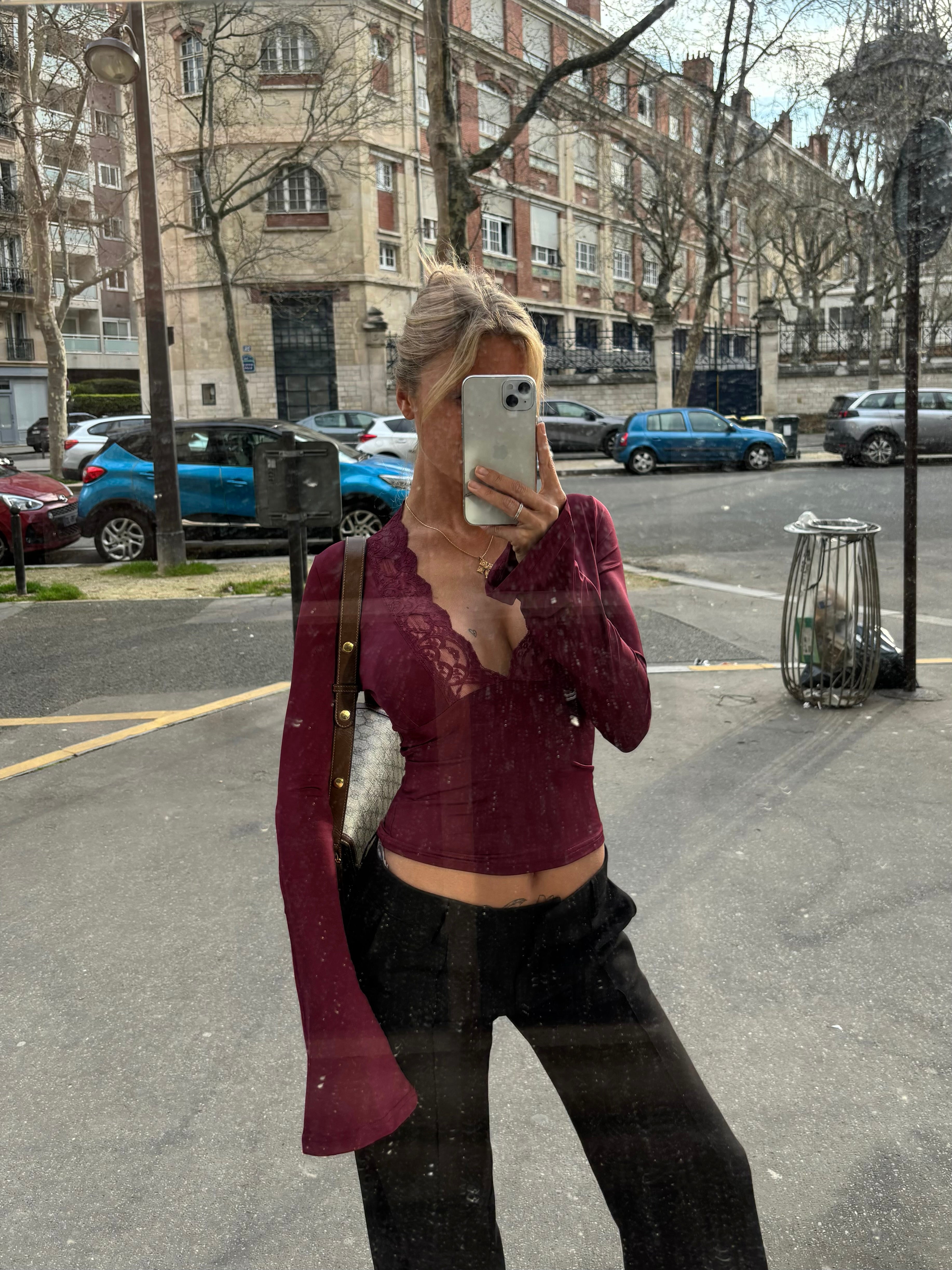 Pretty basic lace top - burgundy – VENDERBY'S