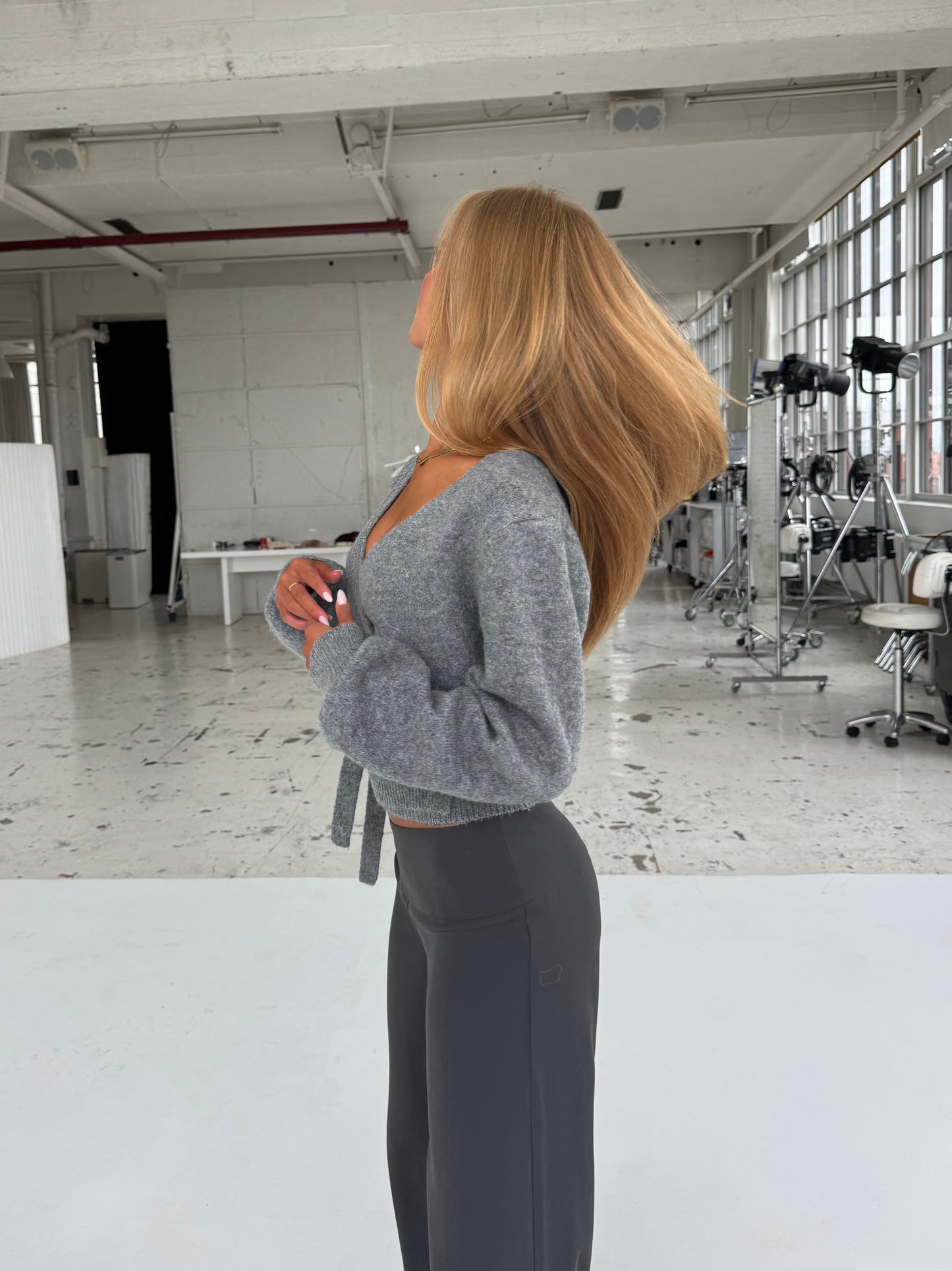 Flowy low waist bukser - mørk grå