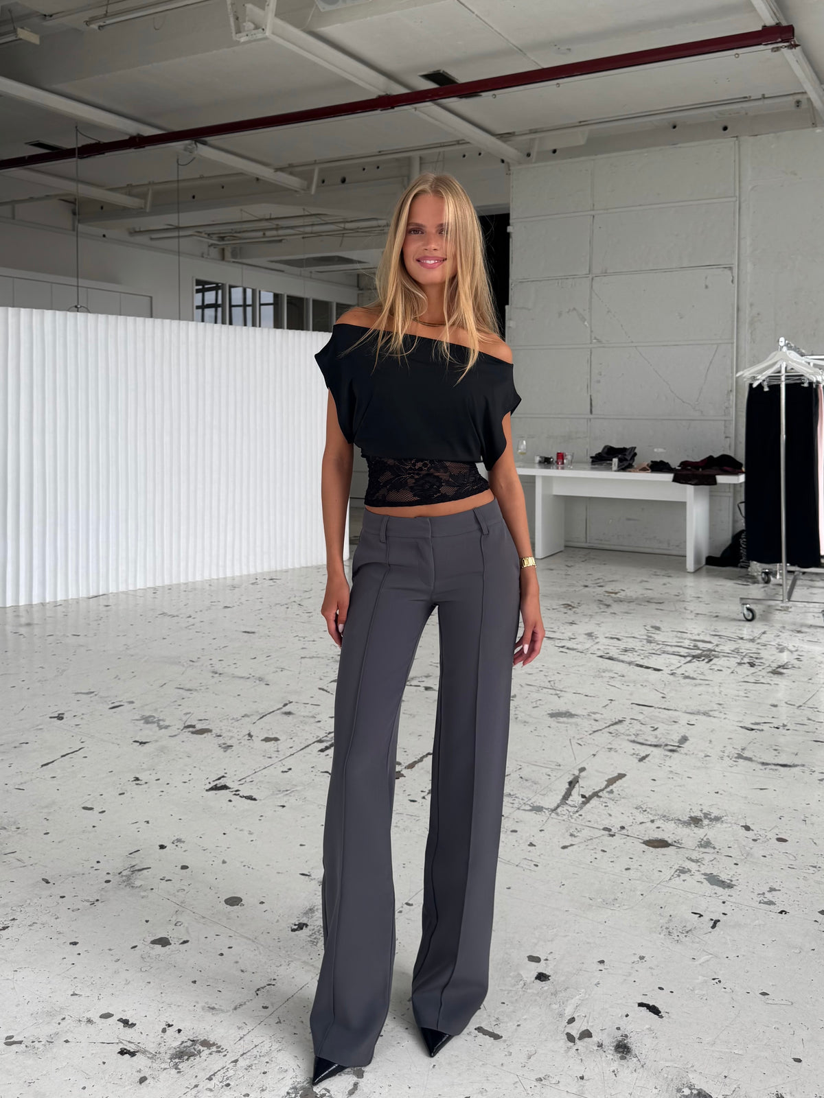 TALL Vera Wide low waist bukser - mørk grå